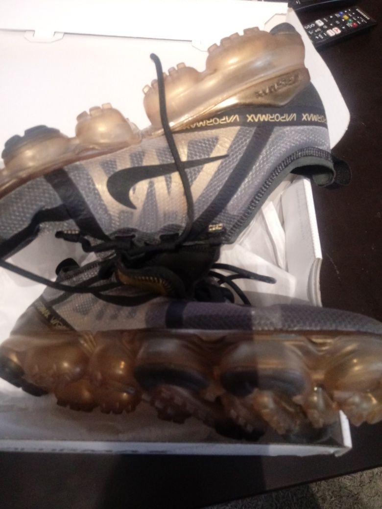 AIir Vapormax 2019