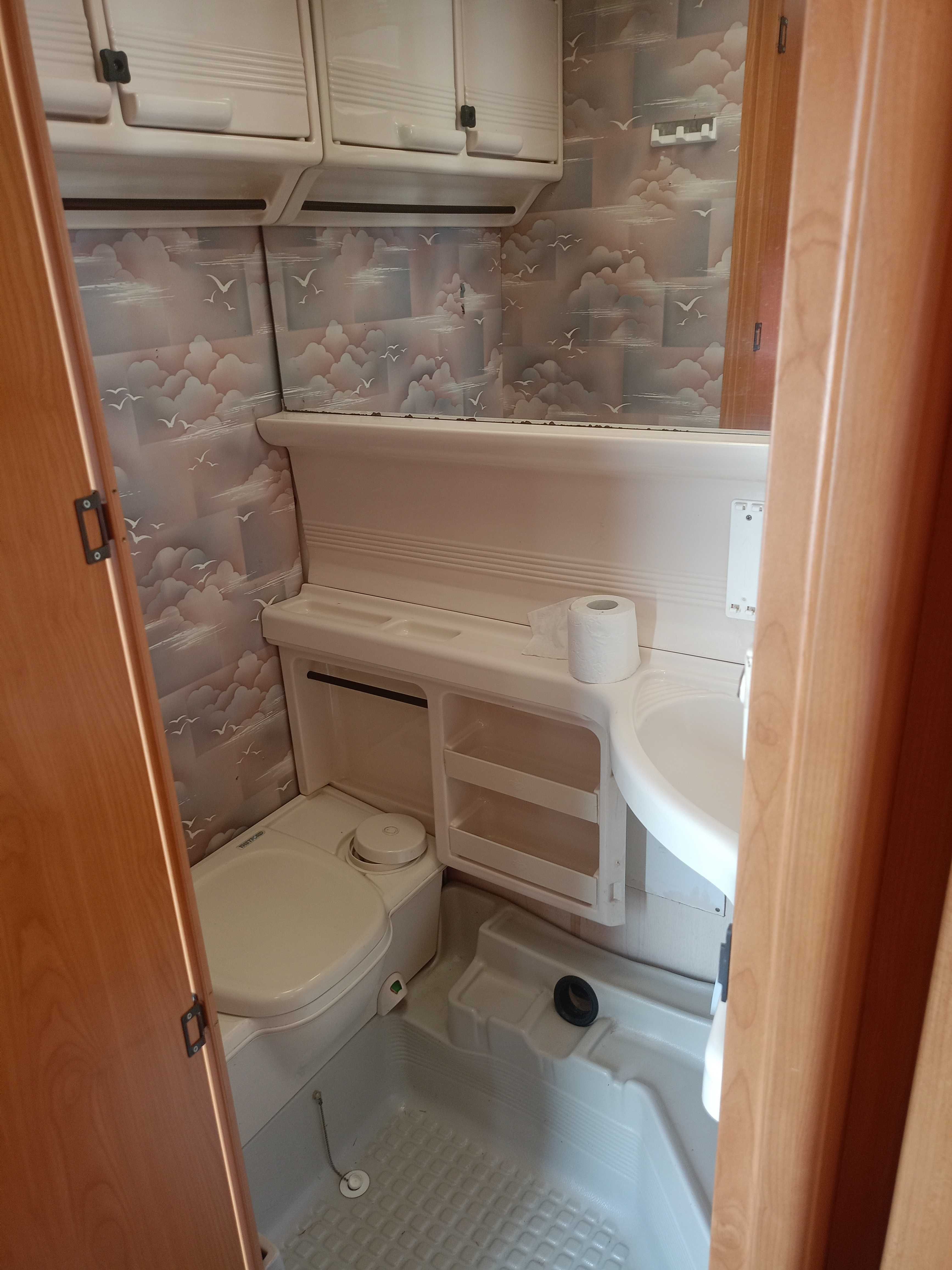 przyczepa kampingowa hobby 430 de luxe