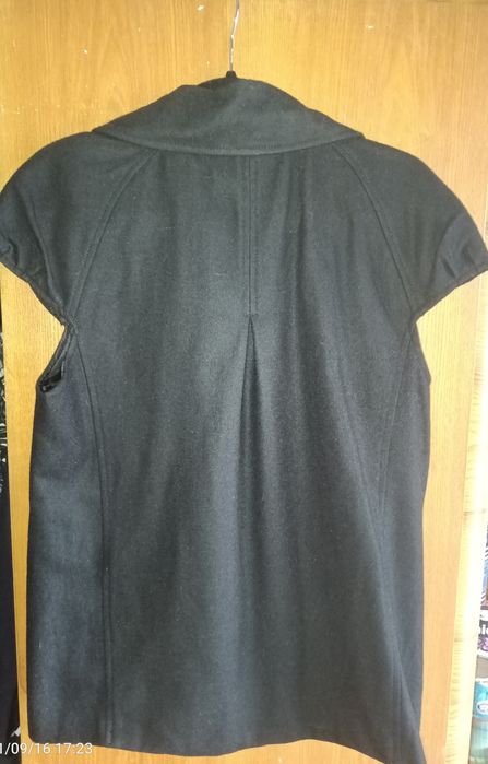 Kamizelka miękka i miła,polecam