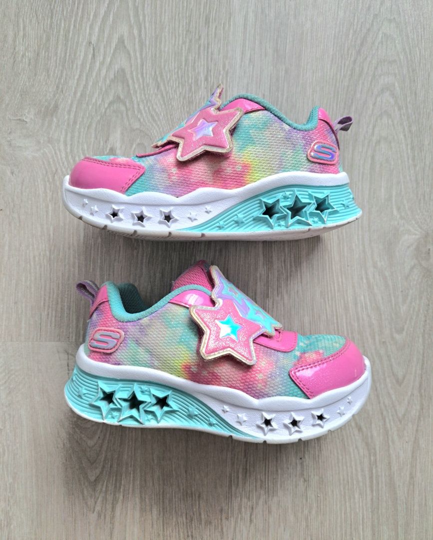 Кросовки Skechers 25-26р/легкі кросівки Skechers мигають/кросовки nike