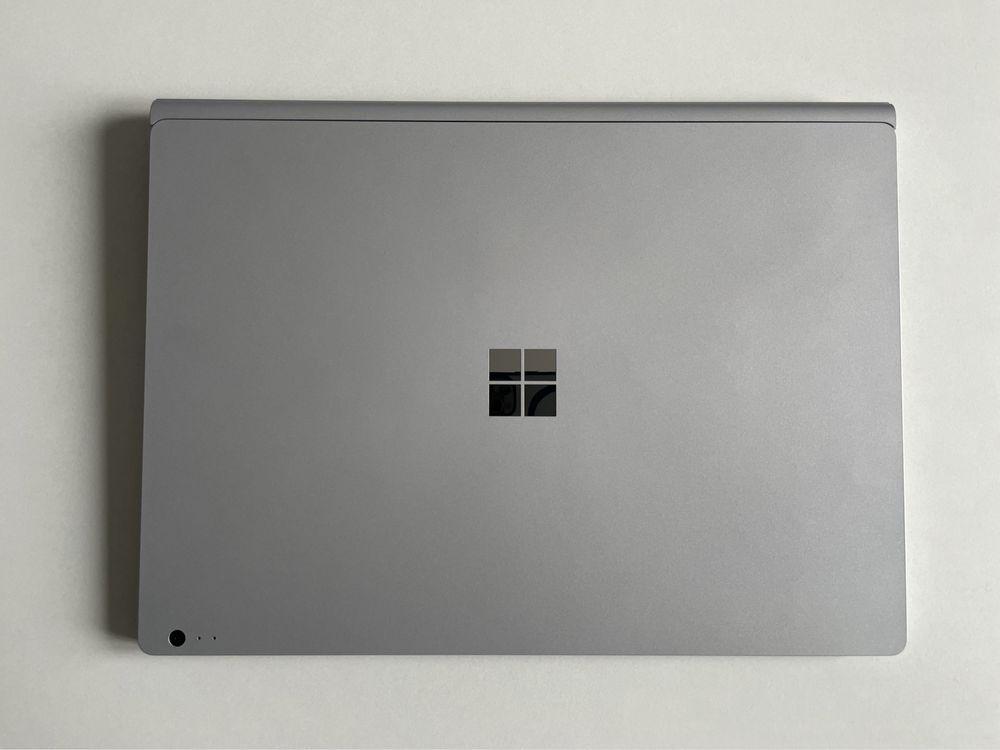 Microsoft Surface Book 13,3” / i7 / RAM 16Gb