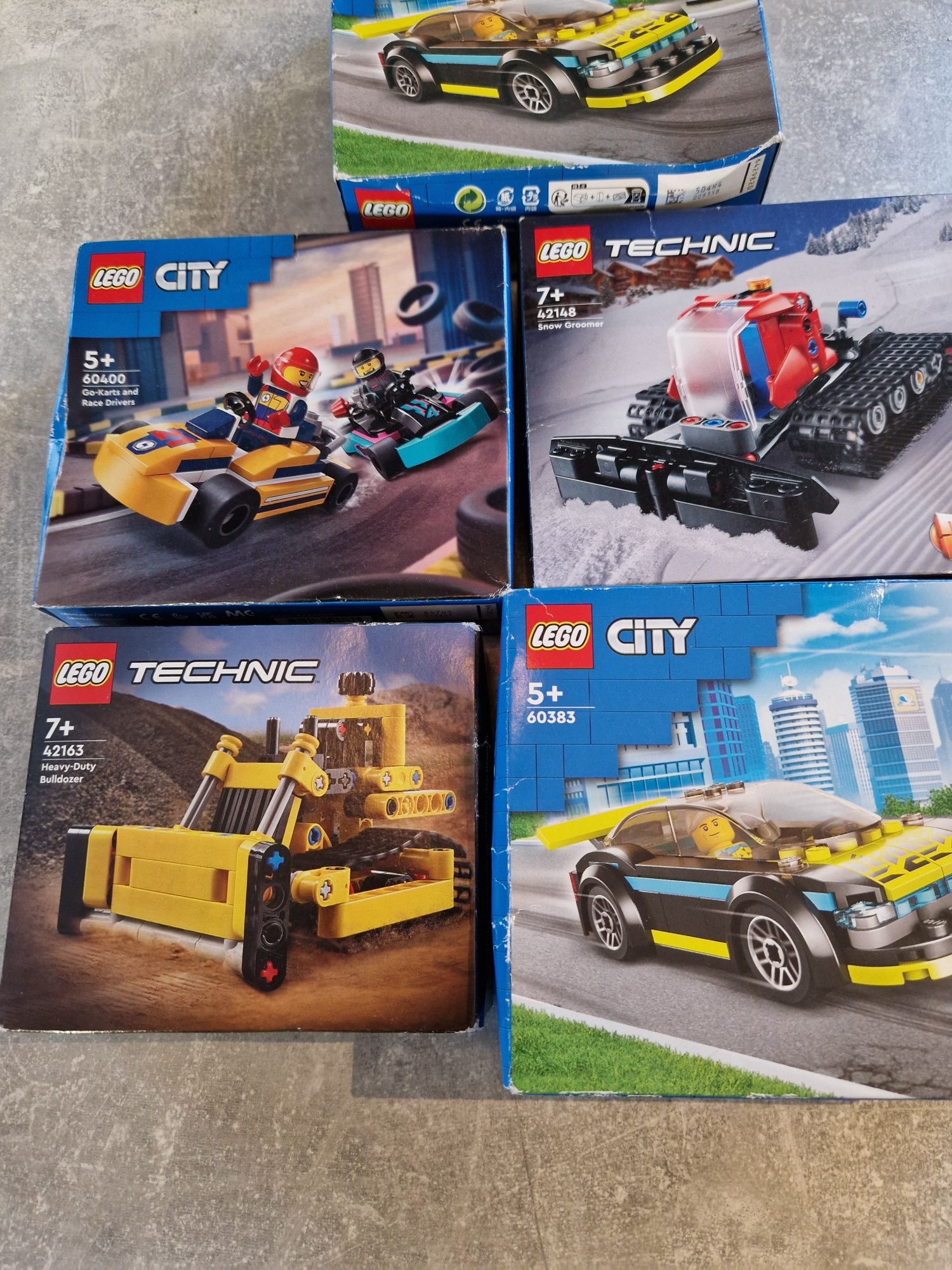 5 opakowań lego ! Polecam