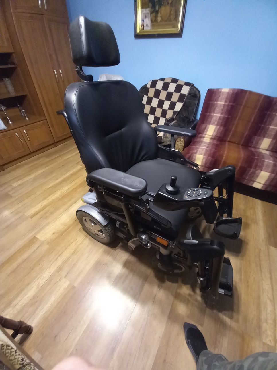 Wózek inwalidzki Invacane Storm 4