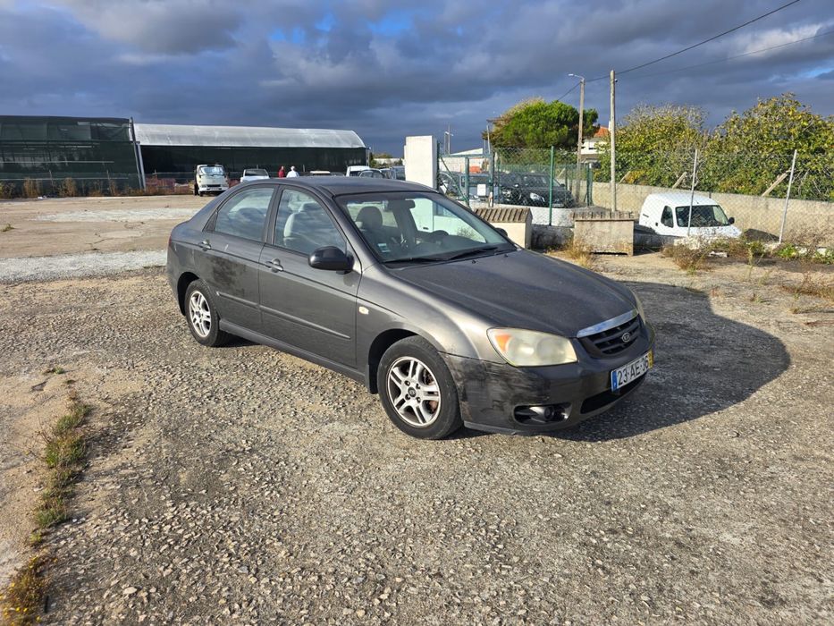 Kia cerato 1.5crdi