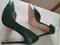 Sapatos de cerimónia novos n. 39