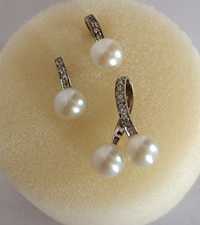 Komplet biżuterii z perłą