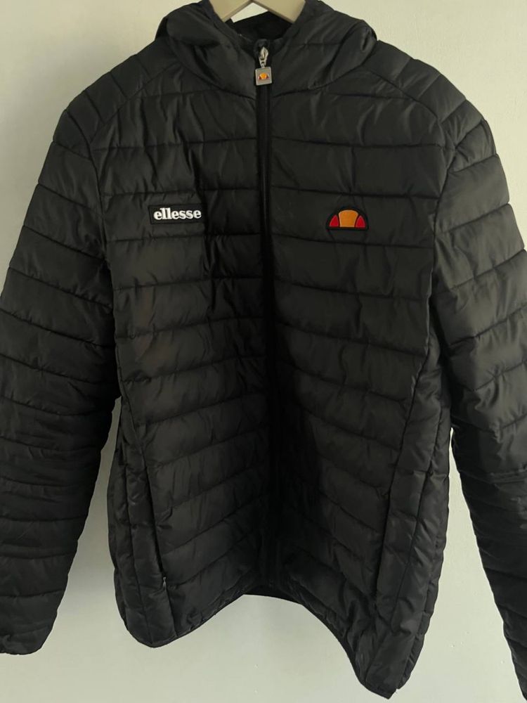 Курточка ellesse