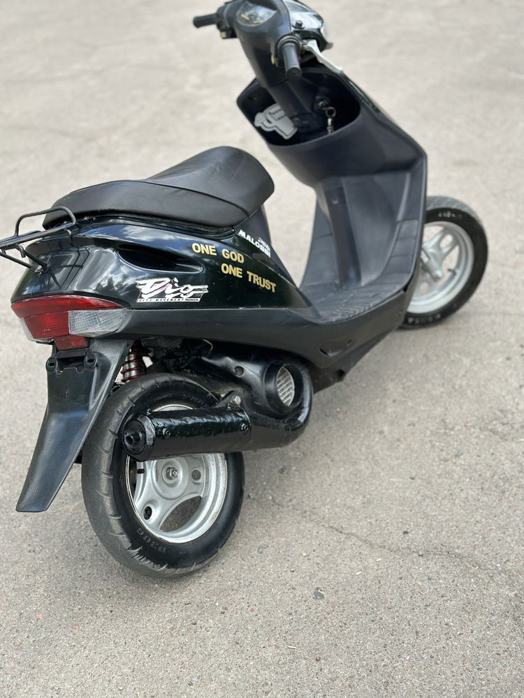 Мопед Honda dio 27