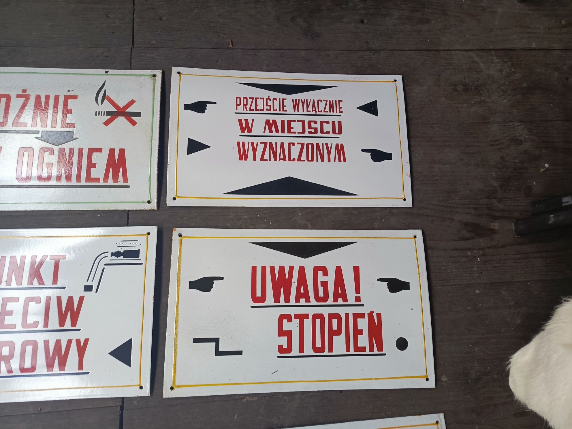 Stare emaliowane tablice PRL