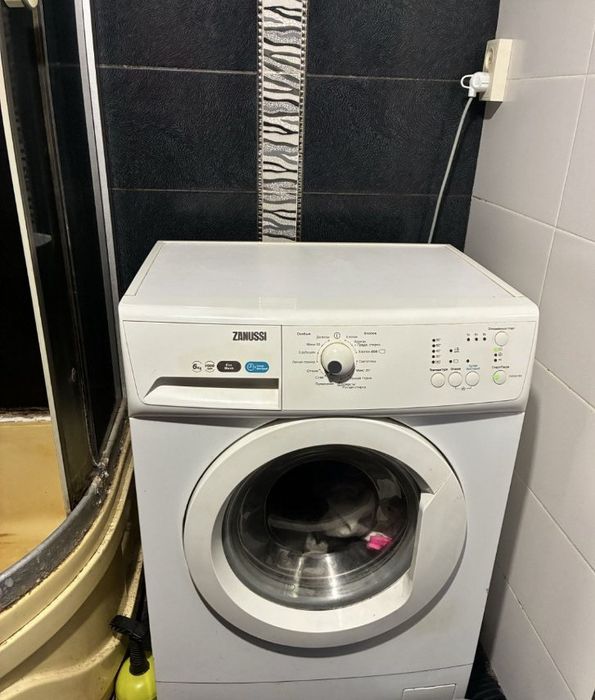 Продам стиральную машину