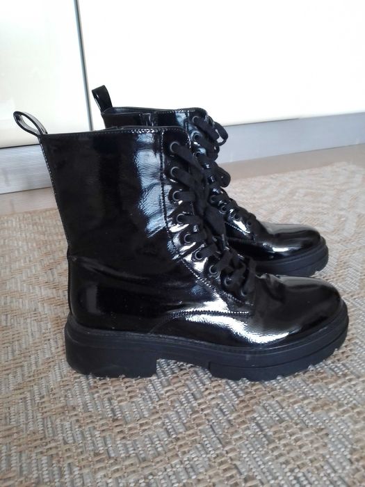 Лаковані сапоги демісезон