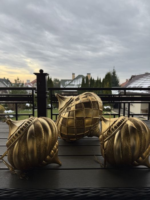 Продам Новорічний декор б/у