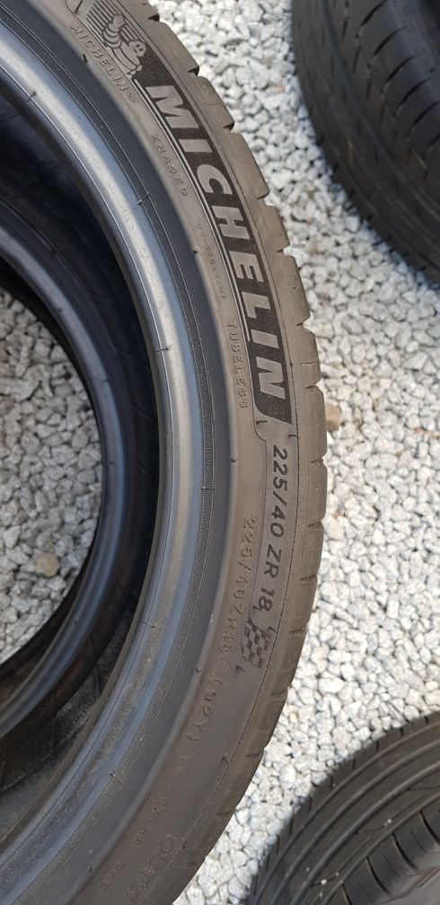 Opony letnie Michelin pilot sport 4 , 2 sztuki225/40/18