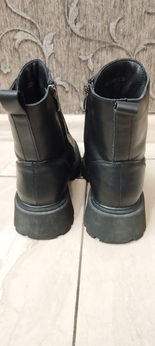 Черевики для дівчини жіночі