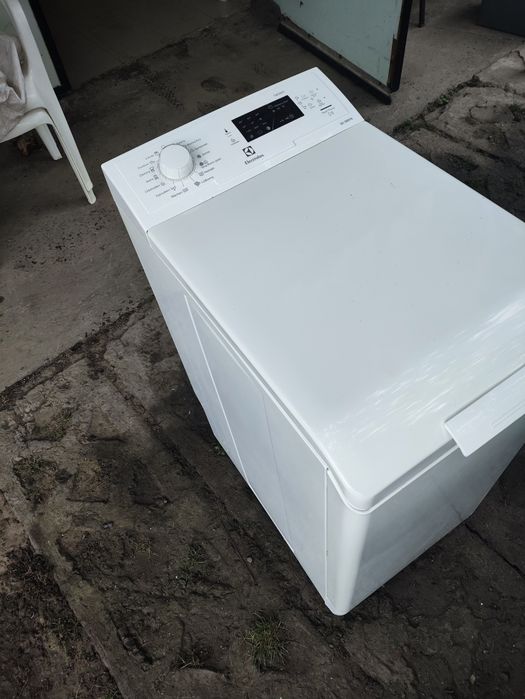 Пральна машина Electrolux – верхнє завантаження,