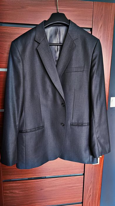 Siwa marynarka męska z połyskiem marki Benenati