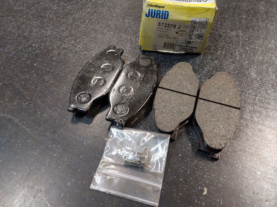 21689 KLOCKI HAM przód TOYOTA CENTURY, DYNA 200, HIACE III, HIACE IV, HILUX, HILUX VI 2.0-4.0 10.82-07.05