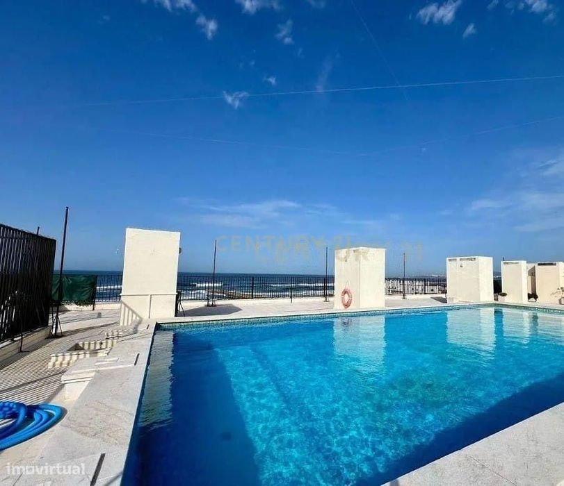 Apartamento 2 assoalhadas  na 1ª linha de mar - Costa da Caparica