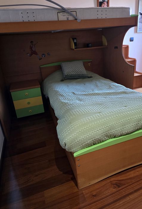 Quarto completo em bom estado