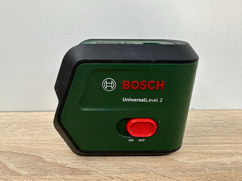 Laser krzyżowy Bosch Universal Level 2
