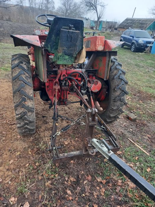 Продам трактор  Т25