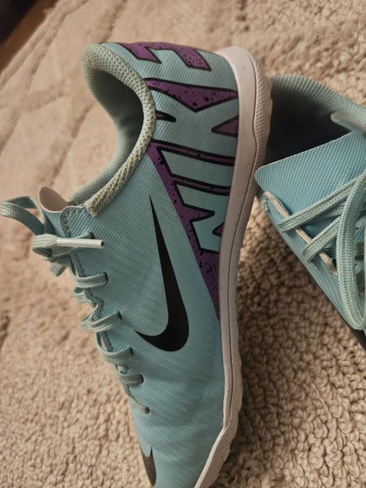 Buty sportowe Nike Mercuriale turf na halę i orlika  37,5