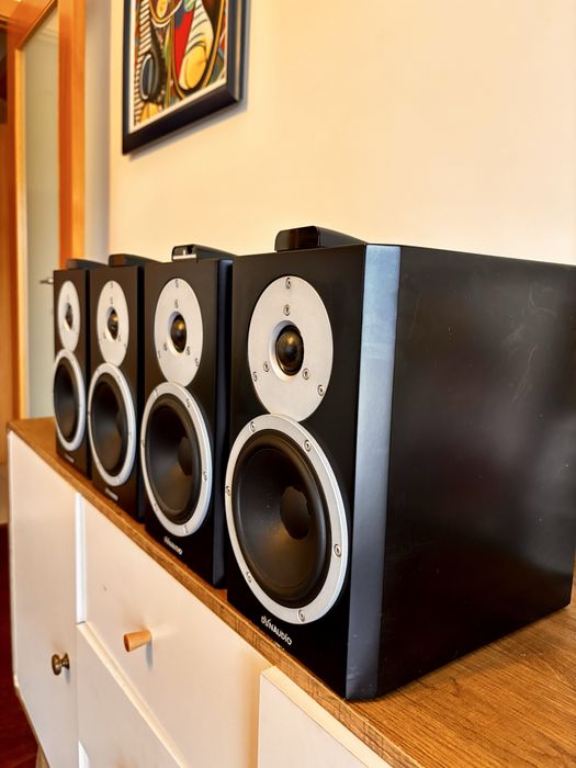 Colunas Dynaudio XEO 4 + Dynaudio HUB