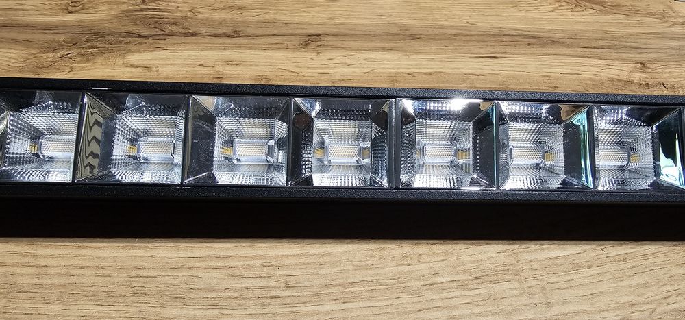 Lampa szynowa reflektor spot szynowy 1 fazowy