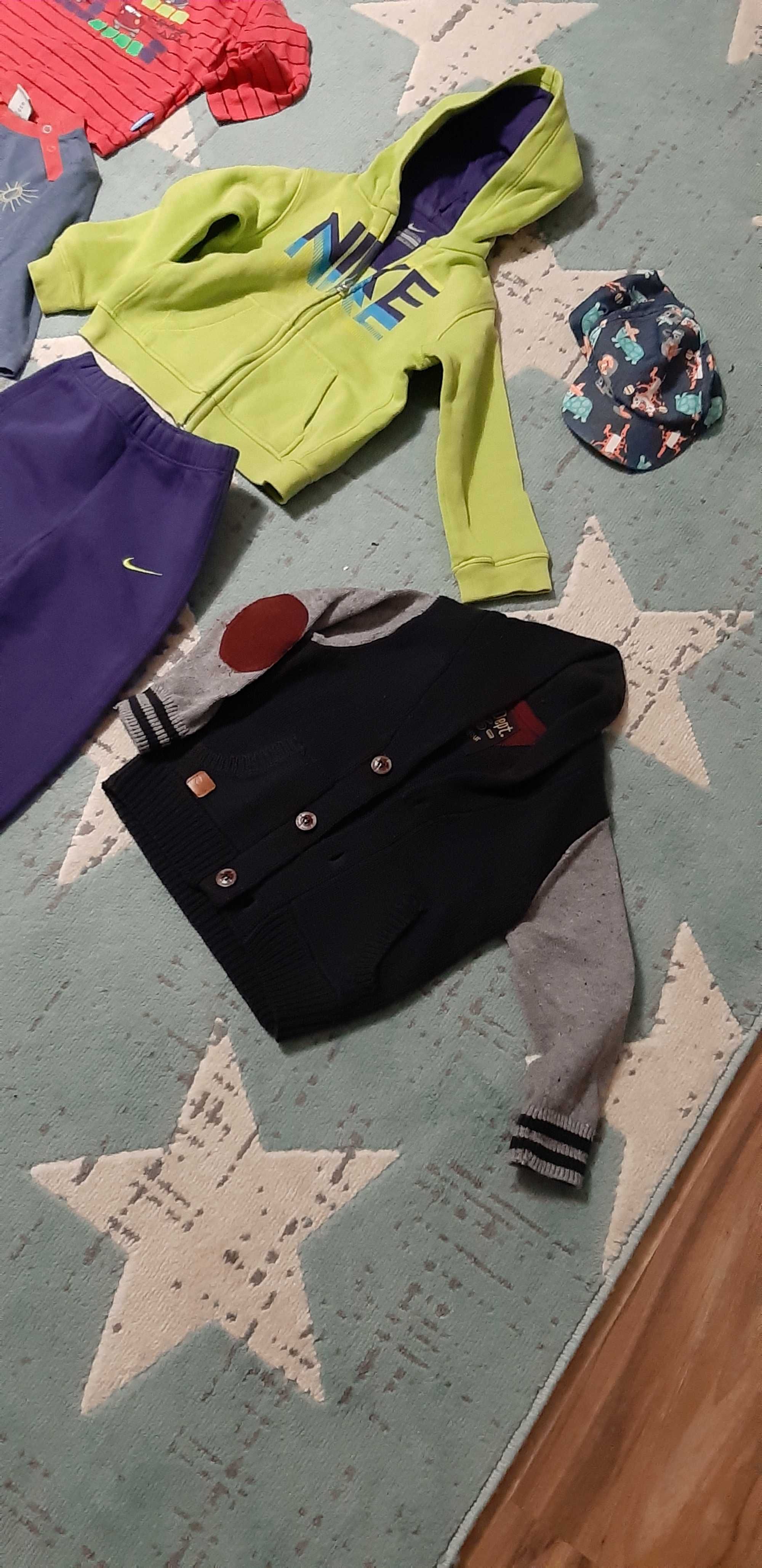 Zestaw r. 86 dresik Nike, Coccodrillo, Reserved