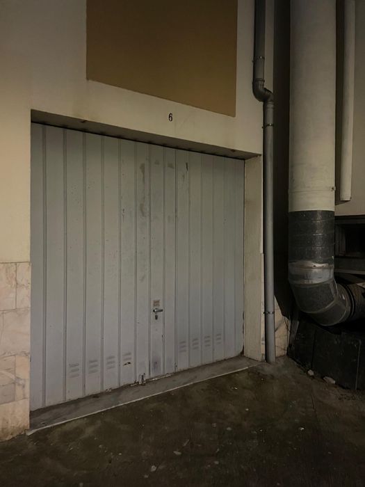 Garagem Amora (18m2) para aluguer