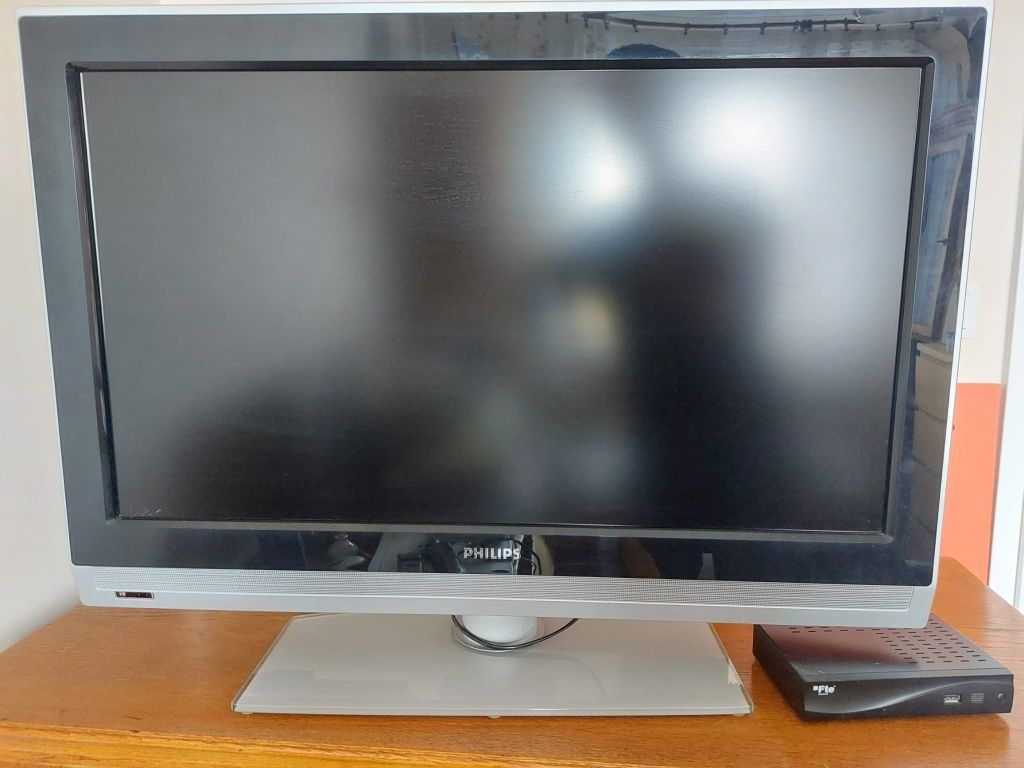Telewizor Philips 32" HD Ready 32PFL5322/10 dekoder DVBT