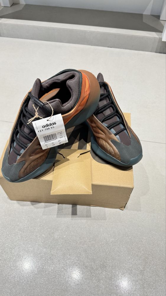 Кросівки Adidas Yeezy 700 v3 Copper Fade 42.7р чоловічі Оригінал