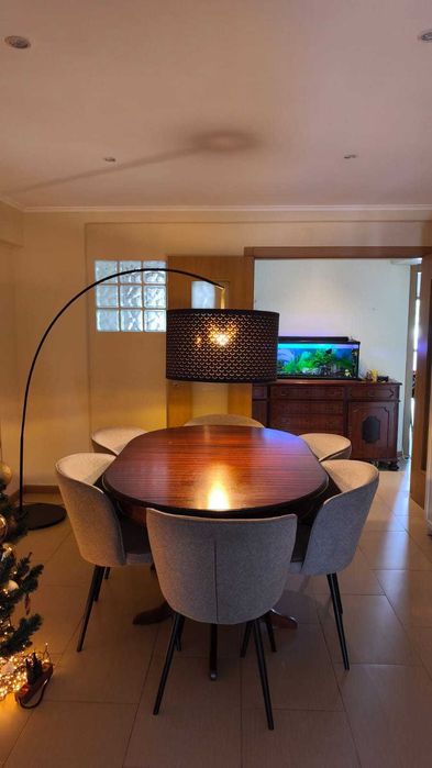 Candeeiro de pé, preto com abajur Ikea