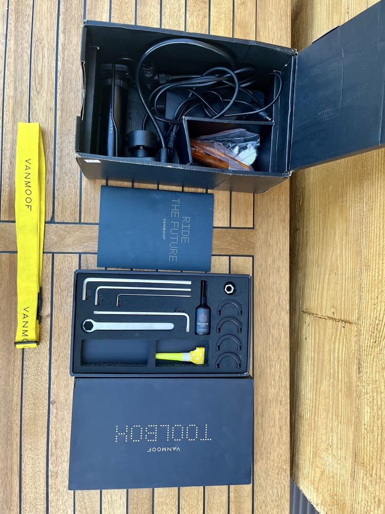 Rower elektryczny VANMOOF X3 GREY po serwisie
