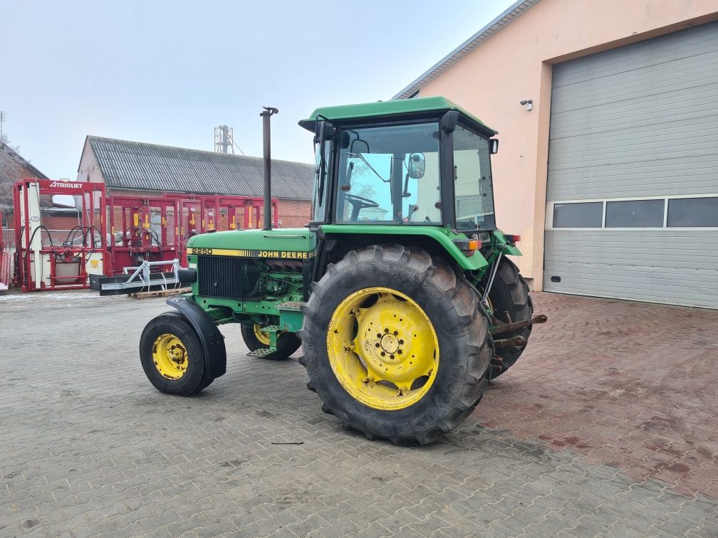 Ciągnik rolniczy John deere 2250 case new holland ursus mtz