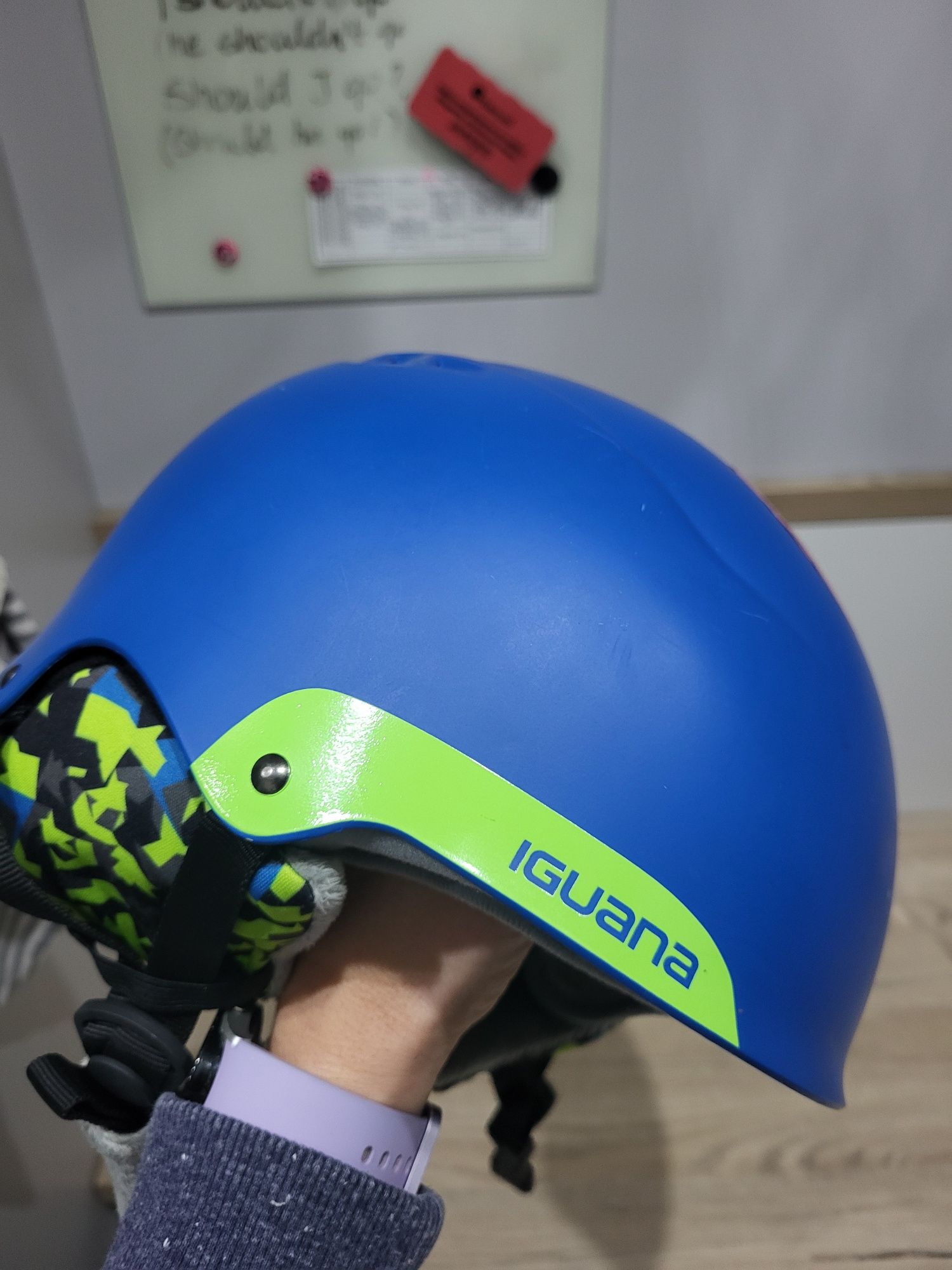 Kask Iguana narciarski rozm. M 52-57