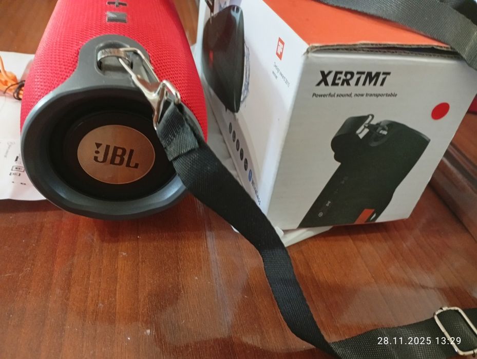 Велика вайфай колонка UBL Extreme куплена в Англії