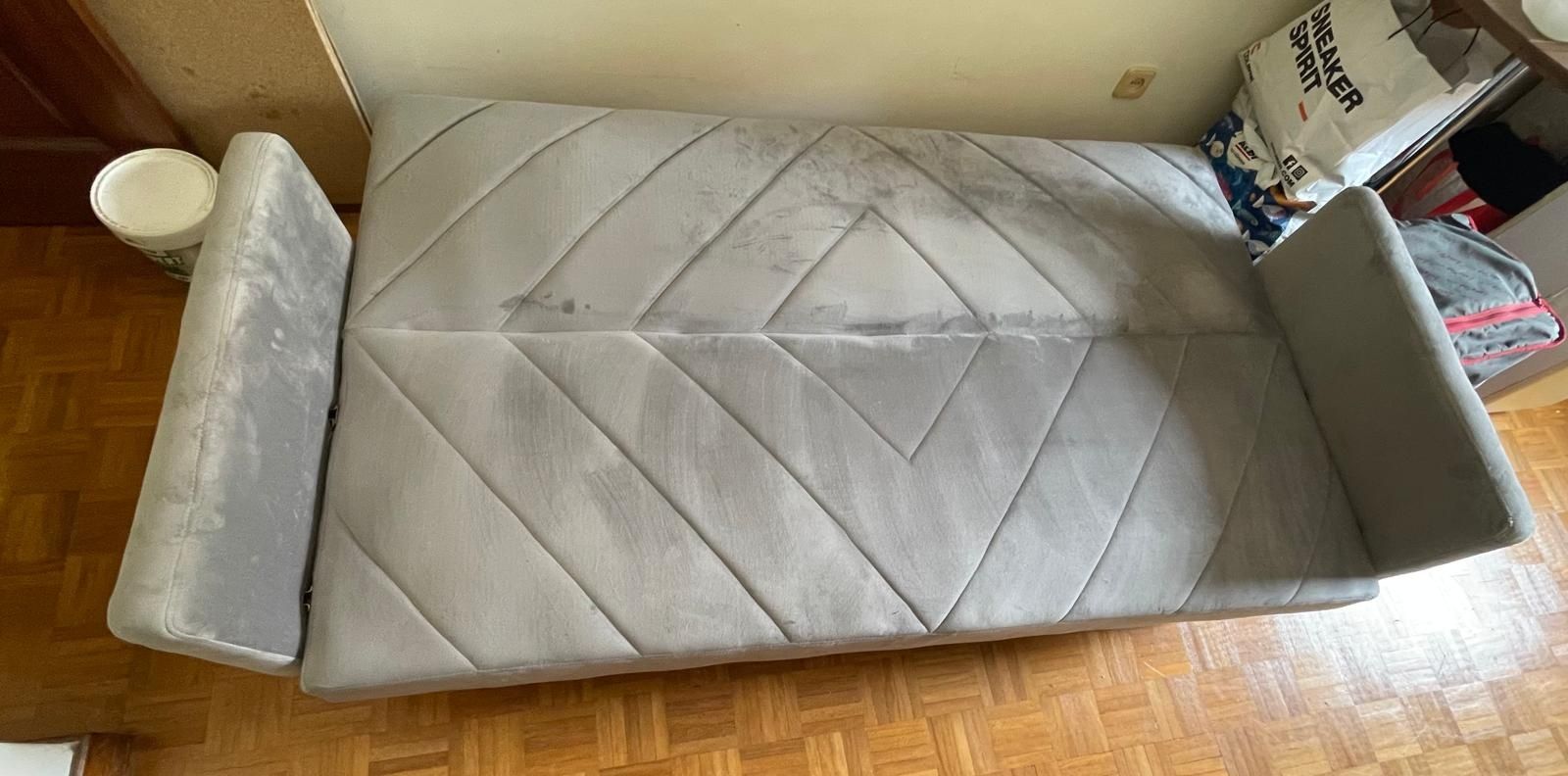 Vendo sofá cama, como novo