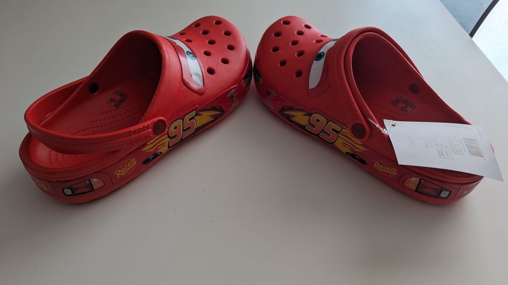 Crocs Faísca McQueen 42