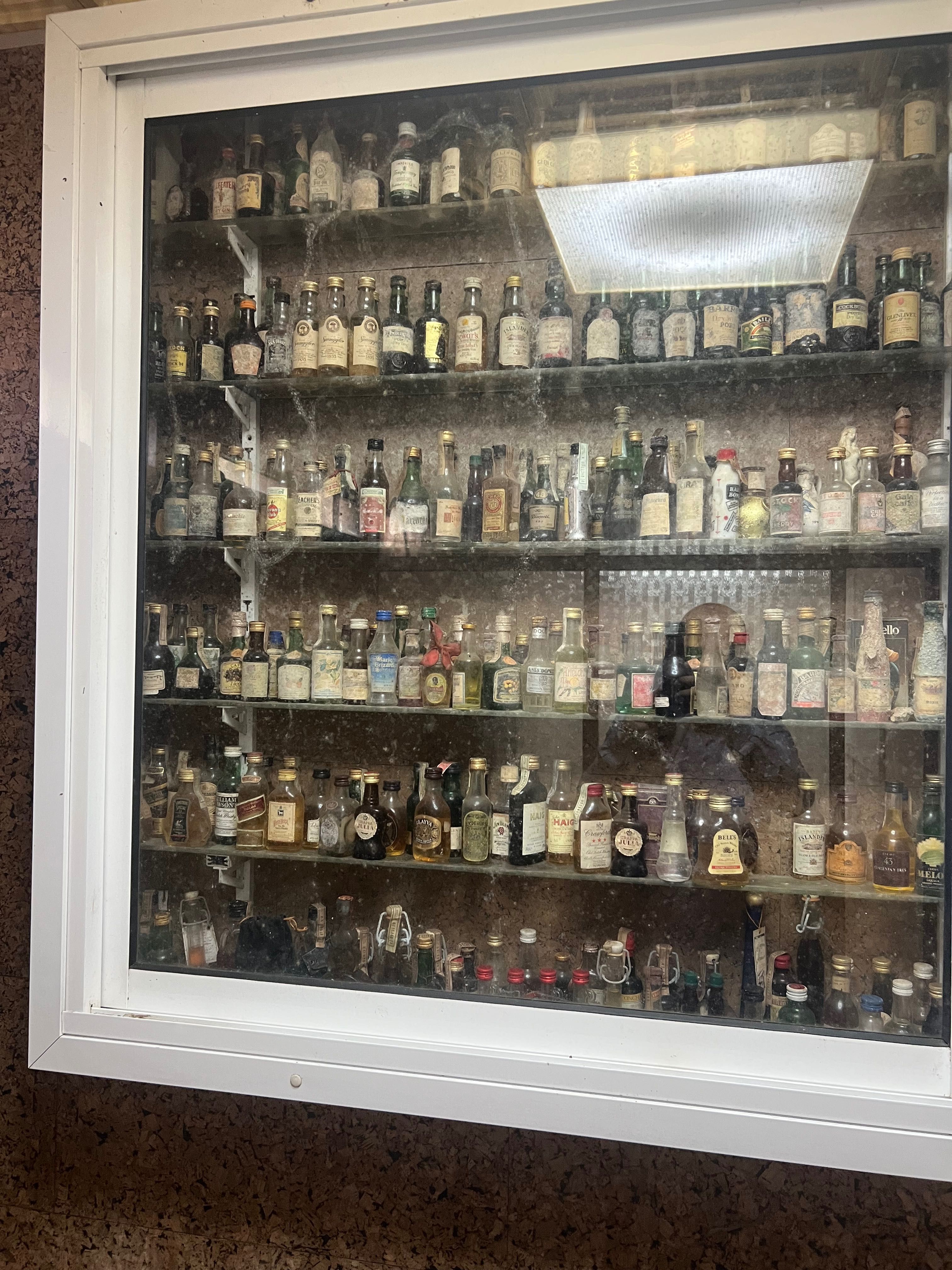 Coleção de mini garrafas
