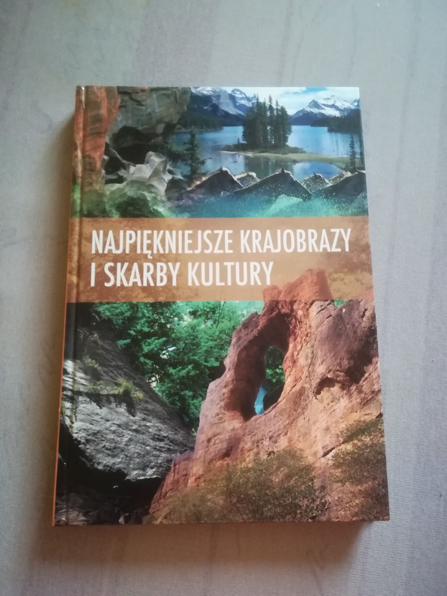 Album "Najpiękniejsze krajobrazy i skarby kultury"