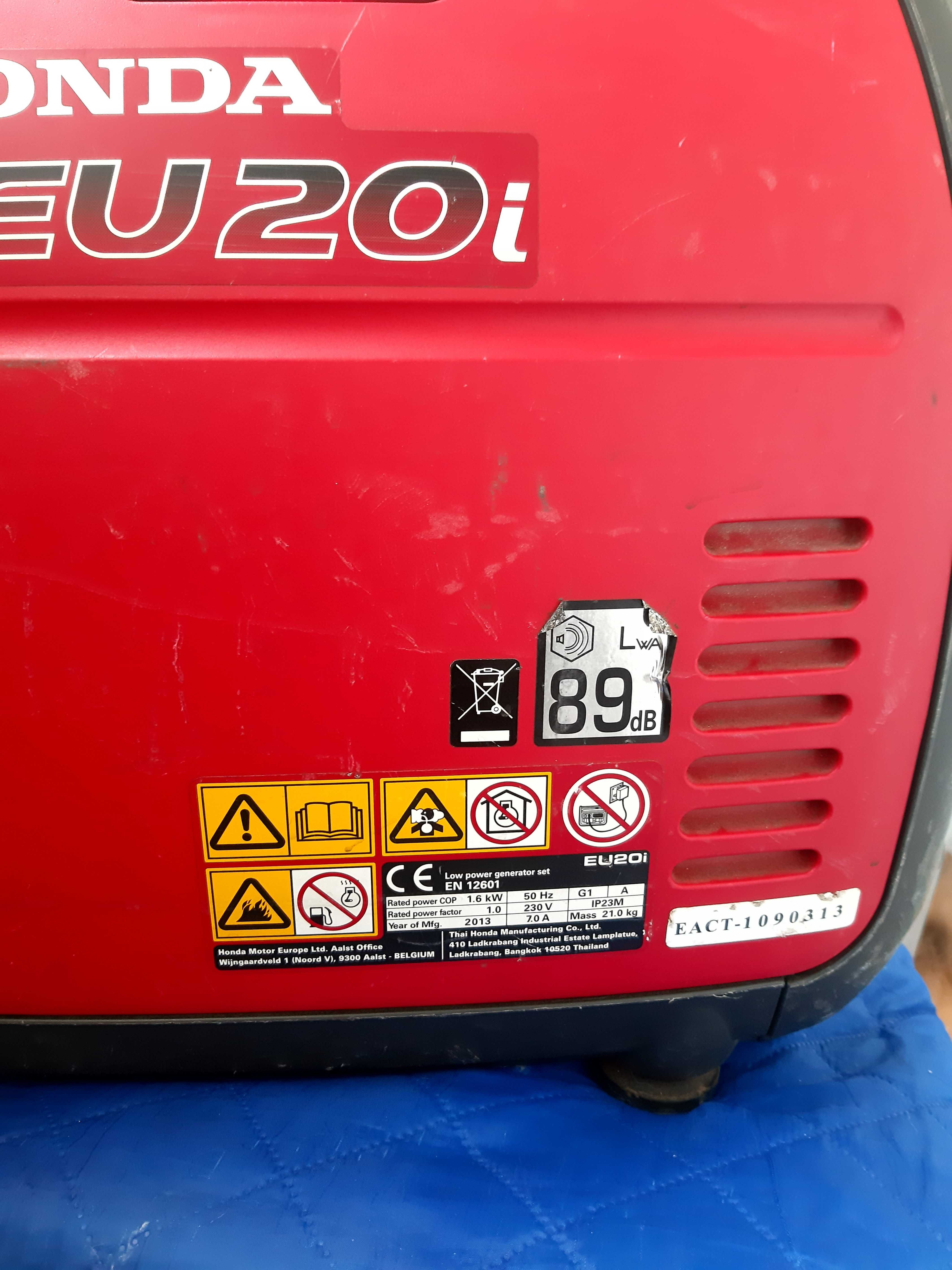 Генератор Honda EU20i инверторный