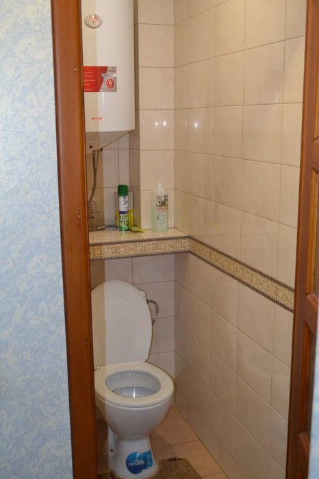 Посуточно Гната Юры 11а, клиника Шалимова , Борщаговка, Святошинский