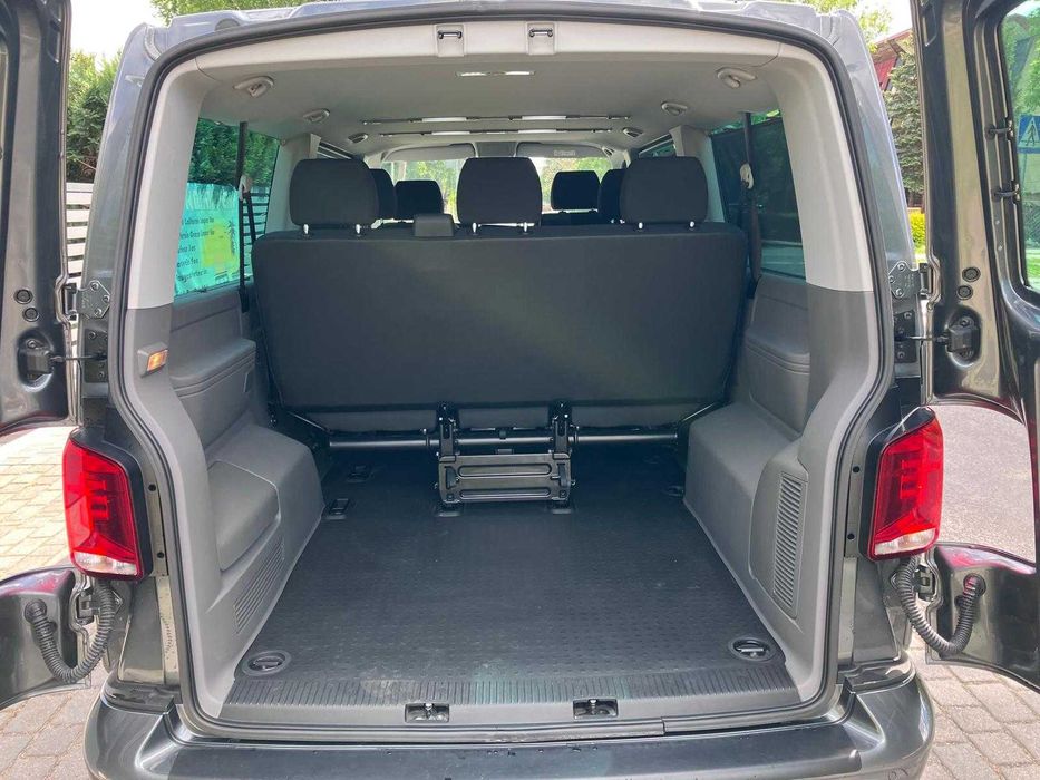 Wynajem VW CARAVELLE LONG T7,9/8 os. automat/najdłuższy bus 5,5 metra!