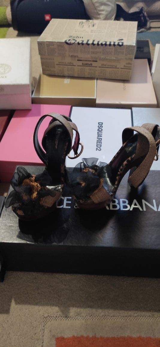 Dolce & Gabbana босоножки туфли оригинал Италия
