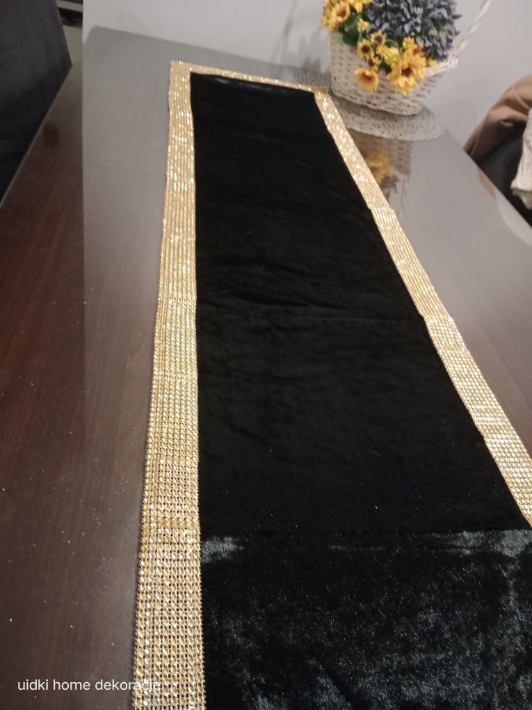Nowy welurowy bieżnik 140x35 czarny biały