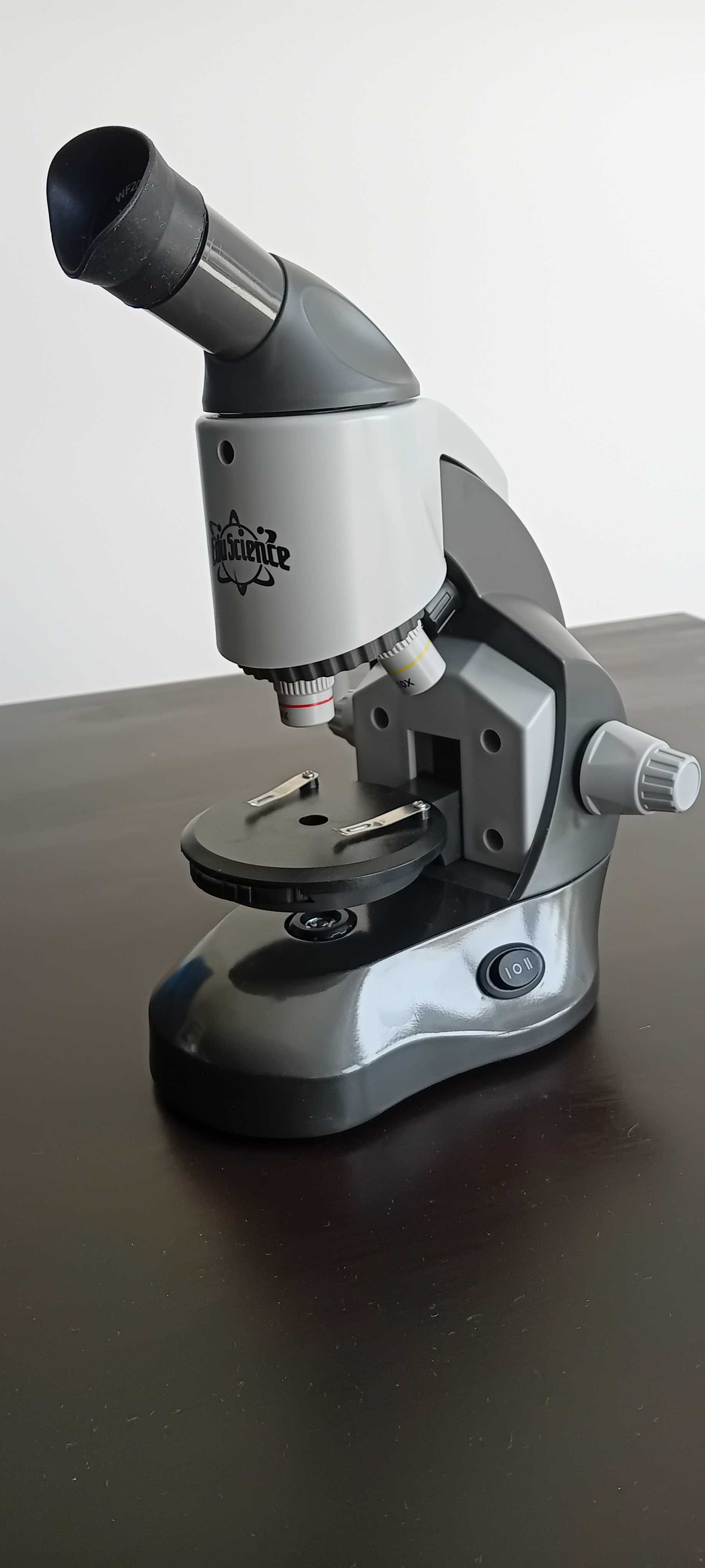 Microscópio para crianças