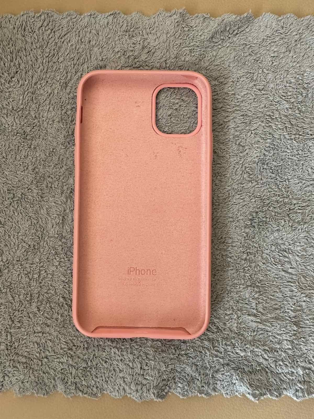 Чехол на IPhone 11 несколько штук