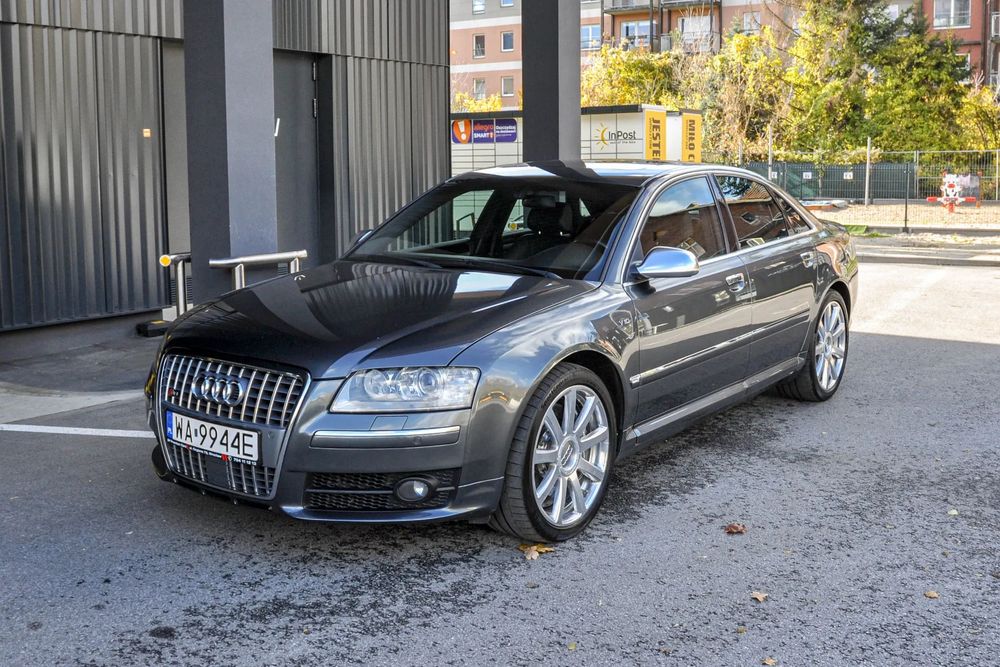 Audi S8 V10 5,2 (450KM)