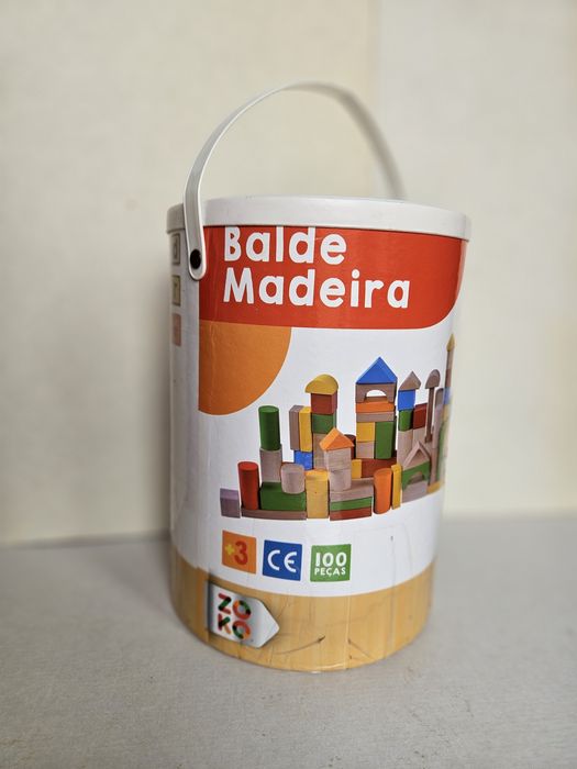 Brinquedo/Jogo Educativo Balde Madeira 100 Peças Zoko Usadas